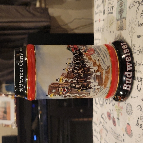 Budweiser "A Perfect Christmas" Beer Stein,1992 Excellent Condition - Picture 2 of 8